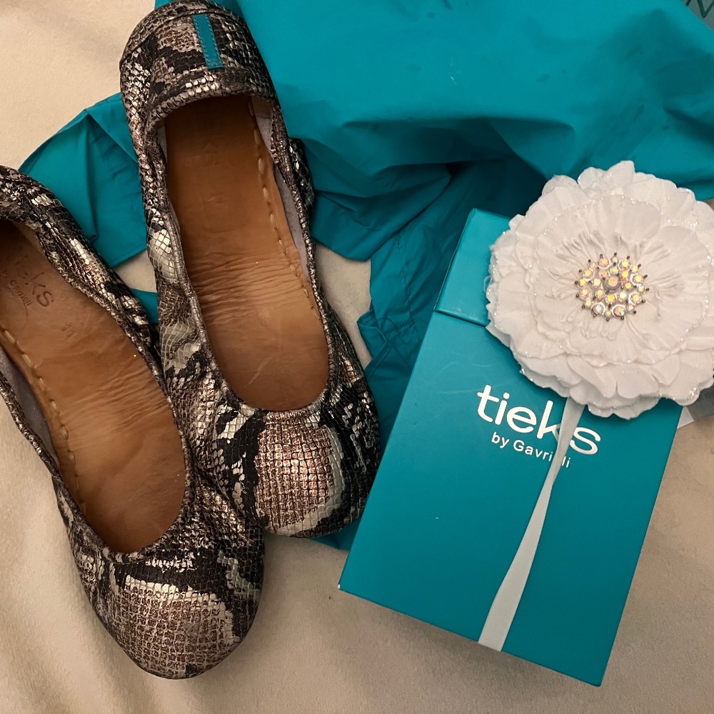Tieks
